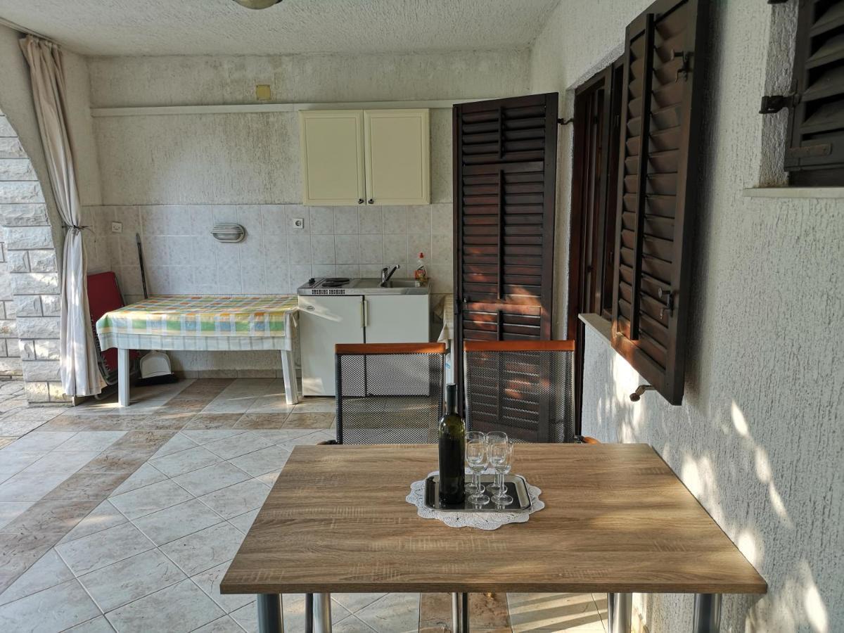 Villa Nina Seline Bagian luar foto