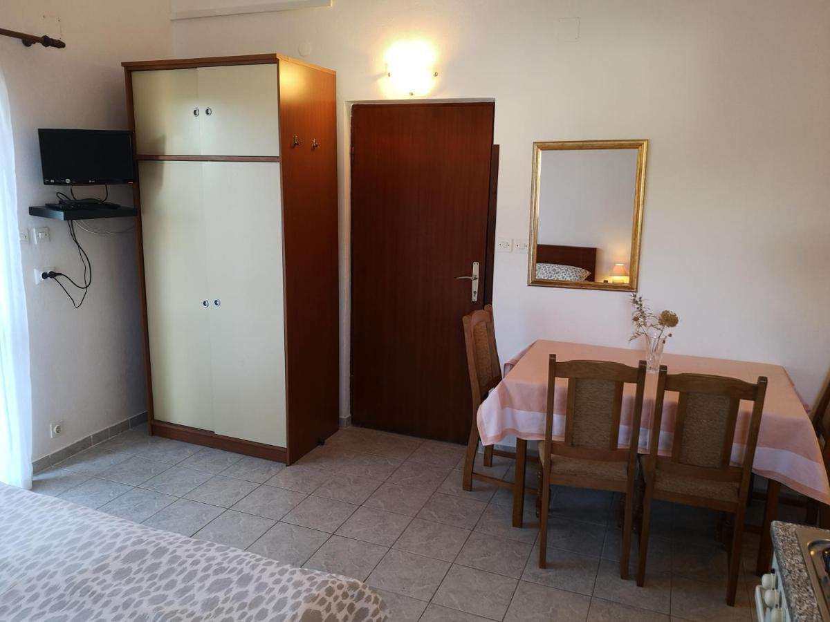 Villa Nina Seline Bagian luar foto